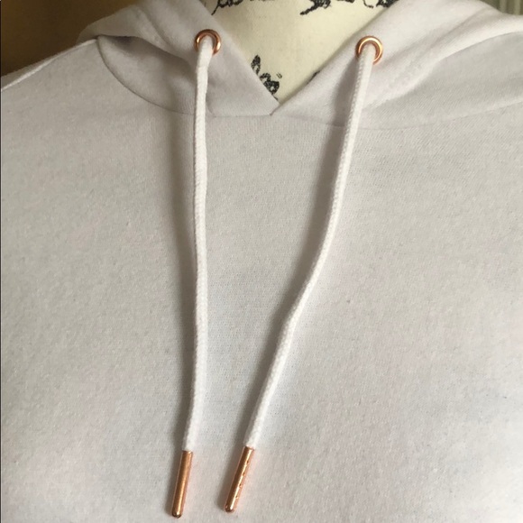 ***DONATED*** NWOT Guess hoodie - Picture 3 of 7